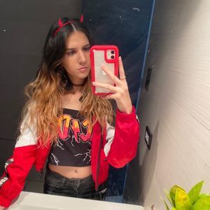 Meet your Posher, Dianilda